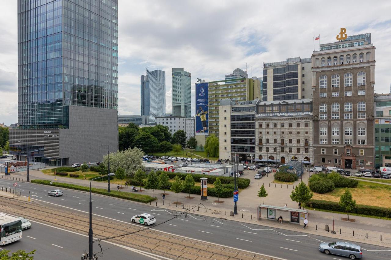 Trendy Apartment Marszalkowska With City View Near Ogrod Saski By Noclegi Renters Varsavia Esterno foto